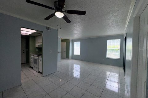 Adosado en alquiler en Tampa, Florida, 3 dormitorios, 117.24 m2 № 1912150 - foto 4