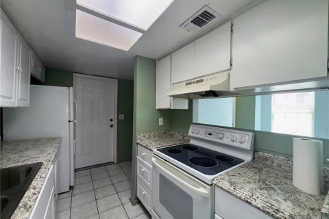 Adosado en alquiler en Tampa, Florida, 3 dormitorios, 117.24 m2 № 1912150 - foto 8
