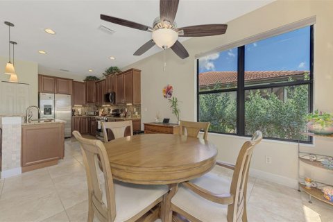 House in Venice, Florida 2 bedrooms, 178 sq.m. № 1884378 - photo 24