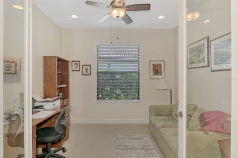 House in Venice, Florida 2 bedrooms, 178 sq.m. № 1884378 - photo 11