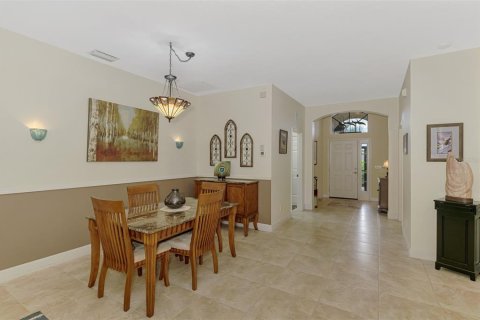 House in Venice, Florida 2 bedrooms, 178 sq.m. № 1884378 - photo 8