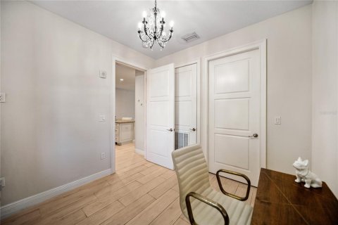 Condominio en venta en Sarasota, Florida, 2 dormitorios, 93.92 m2 № 1772988 - foto 11