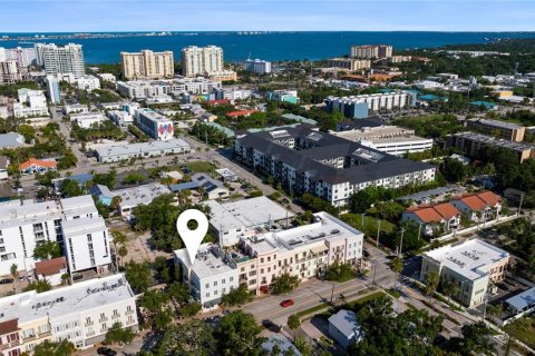 Condominio en venta en Sarasota, Florida, 2 dormitorios, 93.92 m2 № 1772988 - foto 1