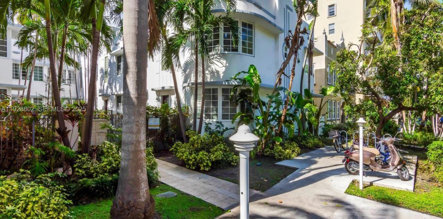 Кондоминиум с 1 спальней в Майами-Бич, Флорида № 1987222