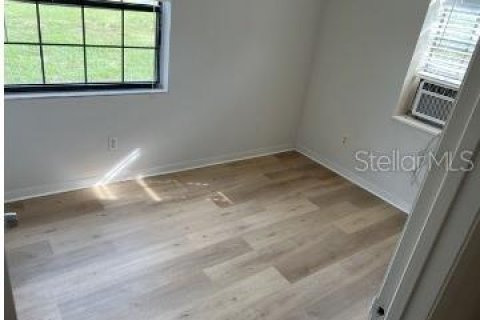 Duplex in Belleview, Florida 4 bedrooms, 161.84 sq.m. № 2232009 - photo 8