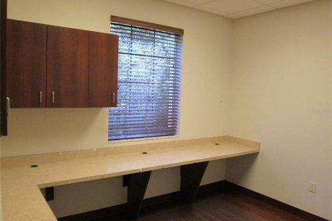 Propiedad comercial en alquiler en Leesburg, Florida, 418.06 m2 № 1670843 - foto 15