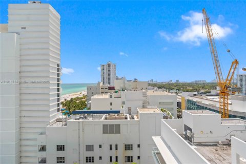 Condominio en venta en Miami Beach, Florida, 49.98 m2 № 1972668 - foto 22