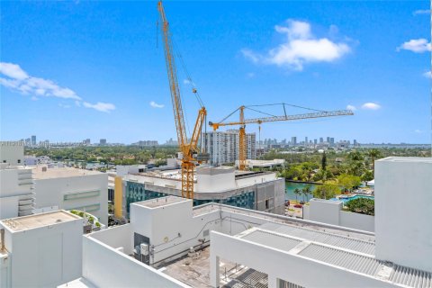 Condominio en venta en Miami Beach, Florida, 49.98 m2 № 1972668 - foto 21