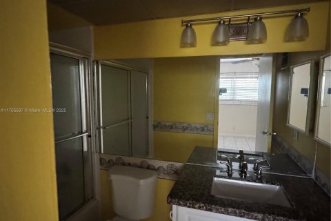 Condominio en venta en Lauderdale Lakes, Florida, 2 dormitorios, 87.7 m2 № 1694953 - foto 9