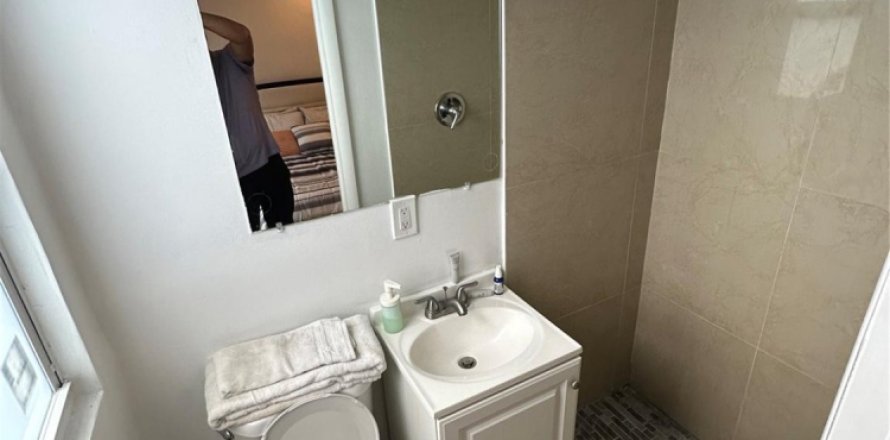 Studio à Hollywood, Floride № 1182205