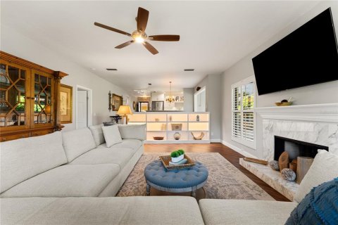 House in Sarasota, Florida 3 bedrooms, 162.02 sq.m. № 2430565 - photo 21