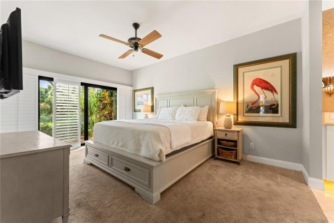 House in Sarasota, Florida 3 bedrooms, 162.02 sq.m. № 2430565 - photo 12