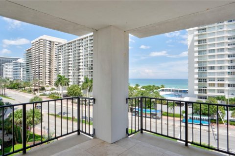 Copropriété à vendre à Miami Beach, Floride: 2 chambres, 179.77 m2 № 1927440 - photo 28