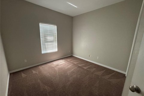 Villa ou maison à louer à Gainesville, Floride: 4 chambres, 169.55 m2 № 1681112 - photo 12