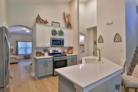 House in DeLand, Florida 4 bedrooms, 252.88 sq.m. № 1778183 - photo 11