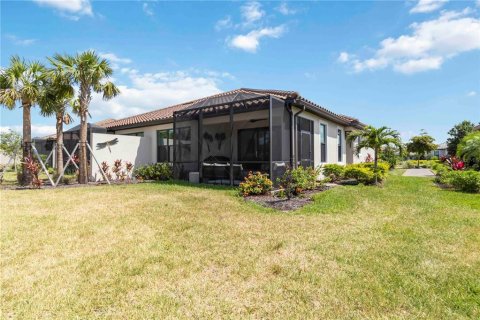 House in Bradenton, Florida 2 bedrooms, 144.74 sq.m. № 1758010 - photo 30
