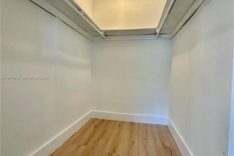 Apartment in Fort Lauderdale, Florida 1 bedroom, 70.61 sq.m. № 2022150 - photo 22