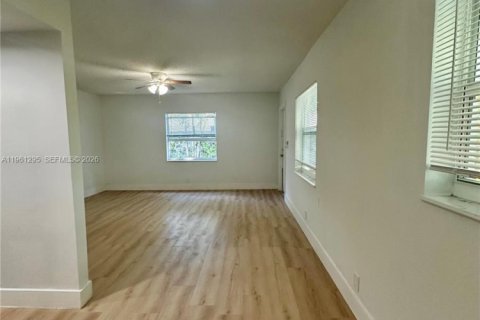 Apartment in Fort Lauderdale, Florida 1 bedroom, 70.61 sq.m. № 2022150 - photo 16