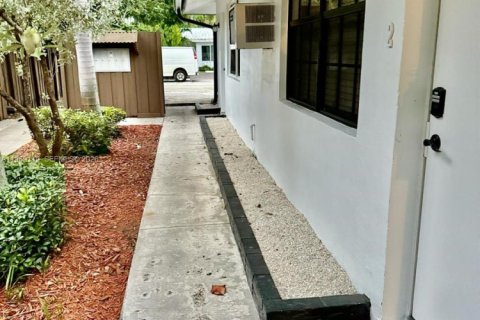 Apartamento en alquiler en Fort Lauderdale, Florida, 1 dormitorio, 246.56 m2 № 2030154 - foto 25