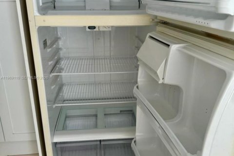 Apartamento en alquiler en Fort Lauderdale, Florida, 1 dormitorio, 246.56 m2 № 2030154 - foto 29