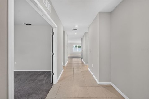 Villa ou maison à vendre à Wesley Chapel, Floride: 4 chambres, 268.86 m2 № 2285410 - photo 5
