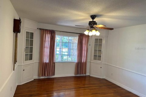 Casa en alquiler en Ocala, Florida, 4 dormitorios, 318.28 m2 № 2111943 - foto 14