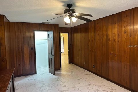 Casa en alquiler en Ocala, Florida, 4 dormitorios, 318.28 m2 № 2111943 - foto 8