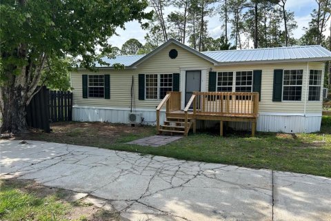 House in DeLand, Florida 4 bedrooms, 210.14 sq.m. № 2115215