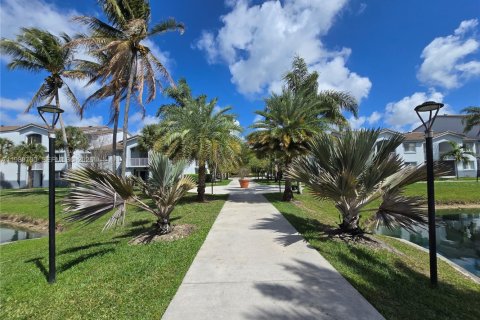 Condo in Davie, Florida, 3 bedrooms  № 2043080 - photo 29