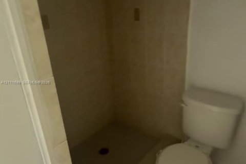 Immobilier commercial à louer à Homestead, Floride: 1 chambre, 195.93 m2 № 2428411 - photo 6