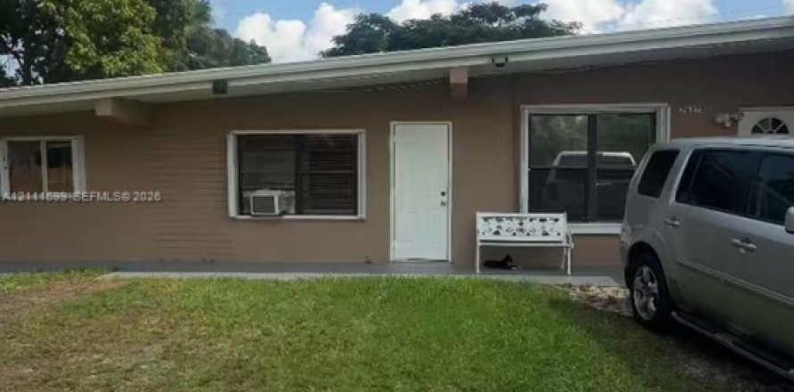 Immobilier commercial à Homestead, Floride 1 chambre, 195.93 m2 № 2428411