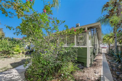 Villa ou maison à vendre à Tampa, Floride: 2 chambres, 115.57 m2 № 2147896 - photo 13