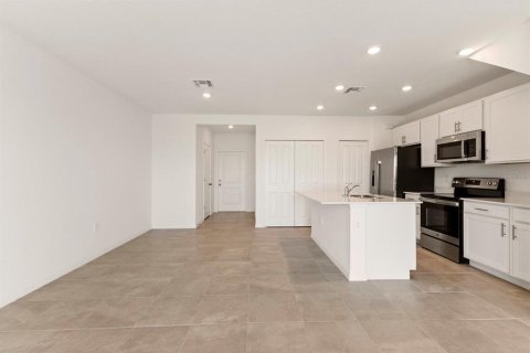 Adosado en alquiler en Bradenton, Florida, 3 dormitorios, 152.45 m2 № 1870318 - foto 5