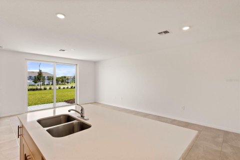 Adosado en alquiler en Bradenton, Florida, 3 dormitorios, 152.45 m2 № 1870318 - foto 7