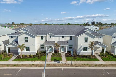 Townhouse in Bradenton, Florida 3 bedrooms, 223.52 sq.m. № 1876126 - photo 2
