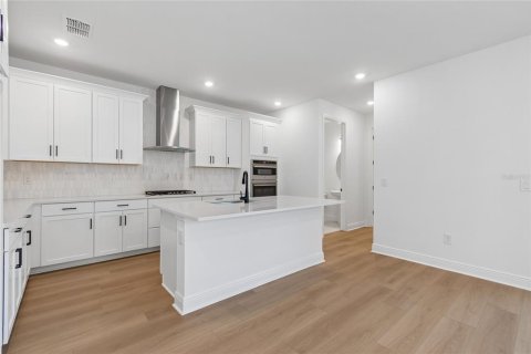 Townhouse in Bradenton, Florida 3 bedrooms, 223.52 sq.m. № 1876126 - photo 5