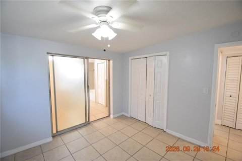 Villa ou maison à louer à Saint Petersburg, Floride: 3 chambres, 96.99 m2 № 2403405 - photo 22