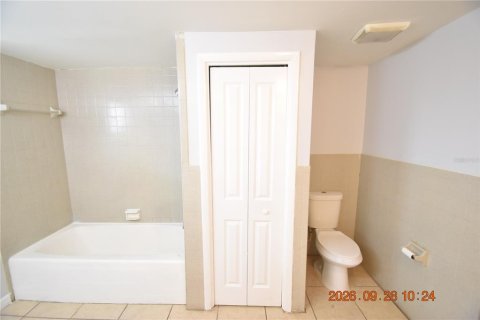 Villa ou maison à louer à Saint Petersburg, Floride: 3 chambres, 96.99 m2 № 2403405 - photo 26