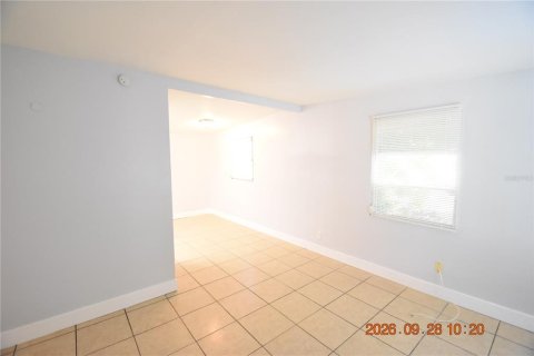 Villa ou maison à louer à Saint Petersburg, Floride: 3 chambres, 96.99 m2 № 2403405 - photo 14