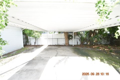 Villa ou maison à louer à Saint Petersburg, Floride: 3 chambres, 96.99 m2 № 2403405 - photo 11