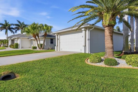 Casa en venta en Port Charlotte, Florida, 3 dormitorios, 244.52 m2 № 2108135 - foto 9