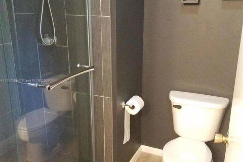 Condominio en venta en West Palm Beach, Florida, 2 dormitorios, 115.76 m2 № 1942430 - foto 7