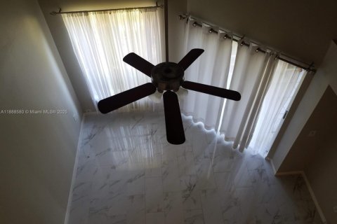 Condominio en venta en West Palm Beach, Florida, 2 dormitorios, 115.76 m2 № 1942430 - foto 4