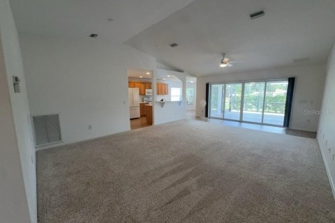 Villa ou maison à louer à Ocala, Floride: 3 chambres, 153.01 m2 № 2425441 - photo 11