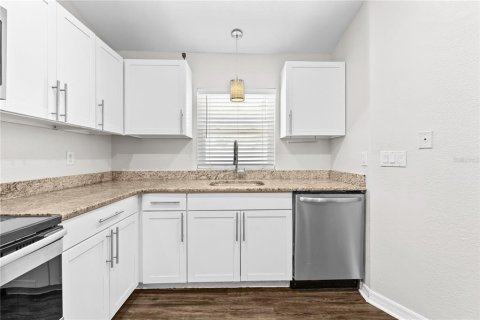 Villa ou maison à vendre à New Port Richey, Floride: 3 chambres, 127.18 m2 № 1755615 - photo 5