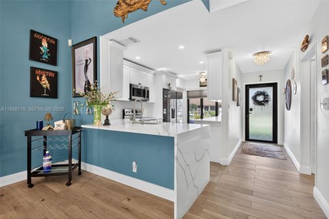 Villa ou maison à vendre à Deerfield Beach, Floride: 2 chambres, 138.52 m2 № 1995838 - photo 18