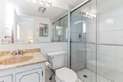 Condominio en venta en Pompano Beach, Florida, 2 dormitorios, 81.75 m2 № 1861394 - foto 5