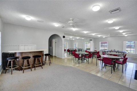 Condominio en venta en Pompano Beach, Florida, 2 dormitorios, 81.75 m2 № 1861394 - foto 25