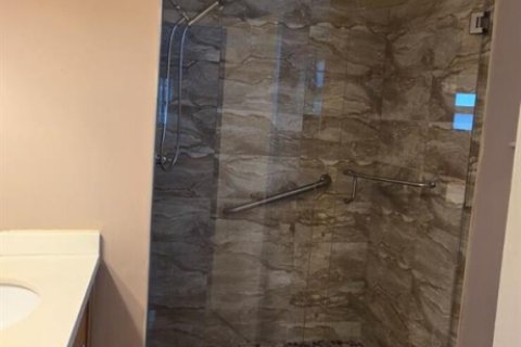 Купить кондоминиум в Дирфилд-Бич, Флорида 3 комнаты, 84.26м2, № 2171769 - фото 15