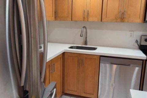Купить кондоминиум в Дирфилд-Бич, Флорида 3 комнаты, 84.26м2, № 2171769 - фото 24